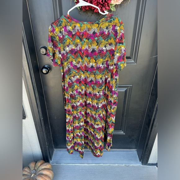 LulaRoe Carly - Picture 4 of 4